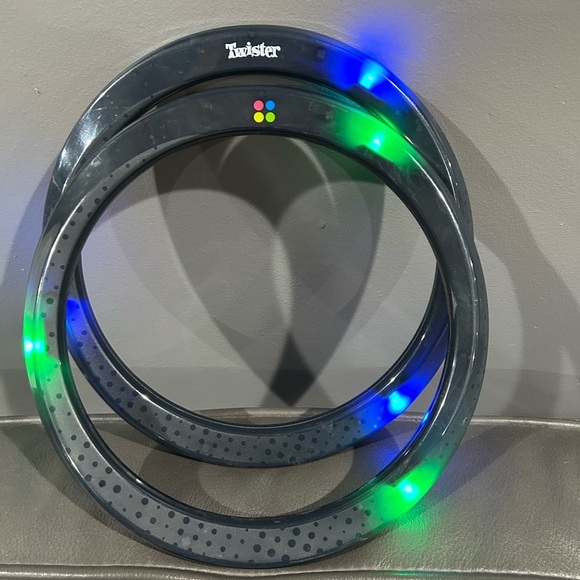 Hasbro Twister Rave Hoopz Game - Picture 3 of 3